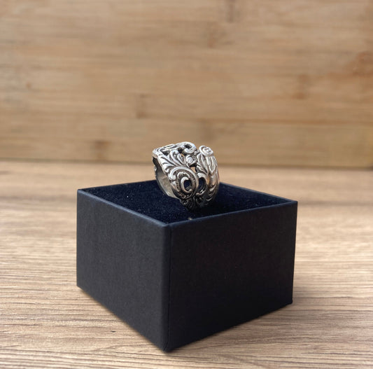 Handcrafted Vintage Spoon Ring - Silver-Plated | Garden