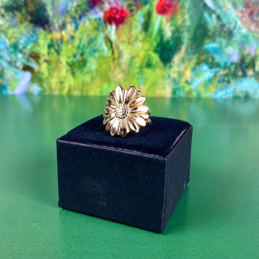 Handcrafted Gold-Plated Flower Ring | Gold Daisy