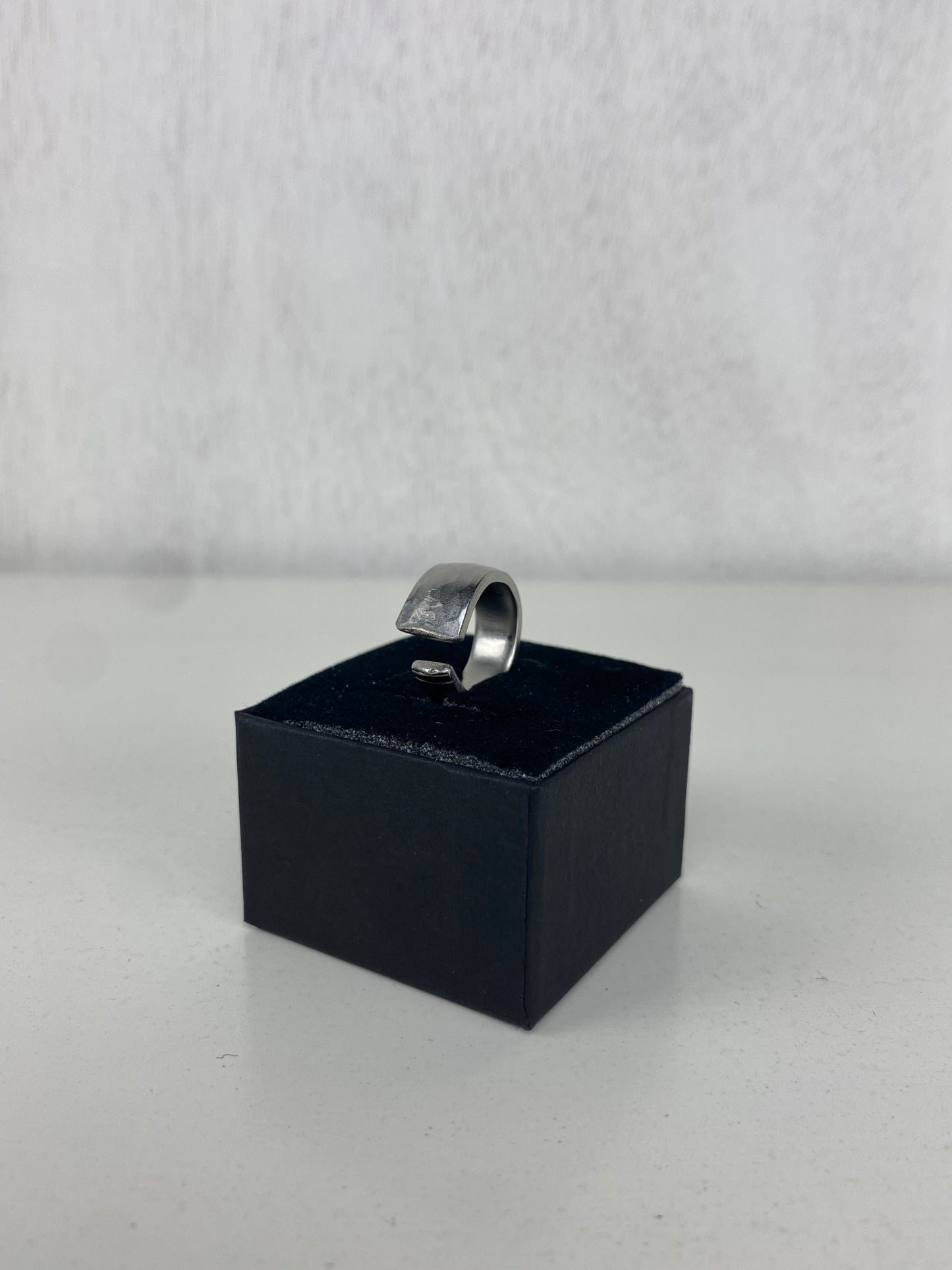Handcrafted Stainless Steel Dented Spoonring