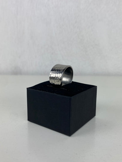 Handcrafted Stainless Steel Dented Spoonring