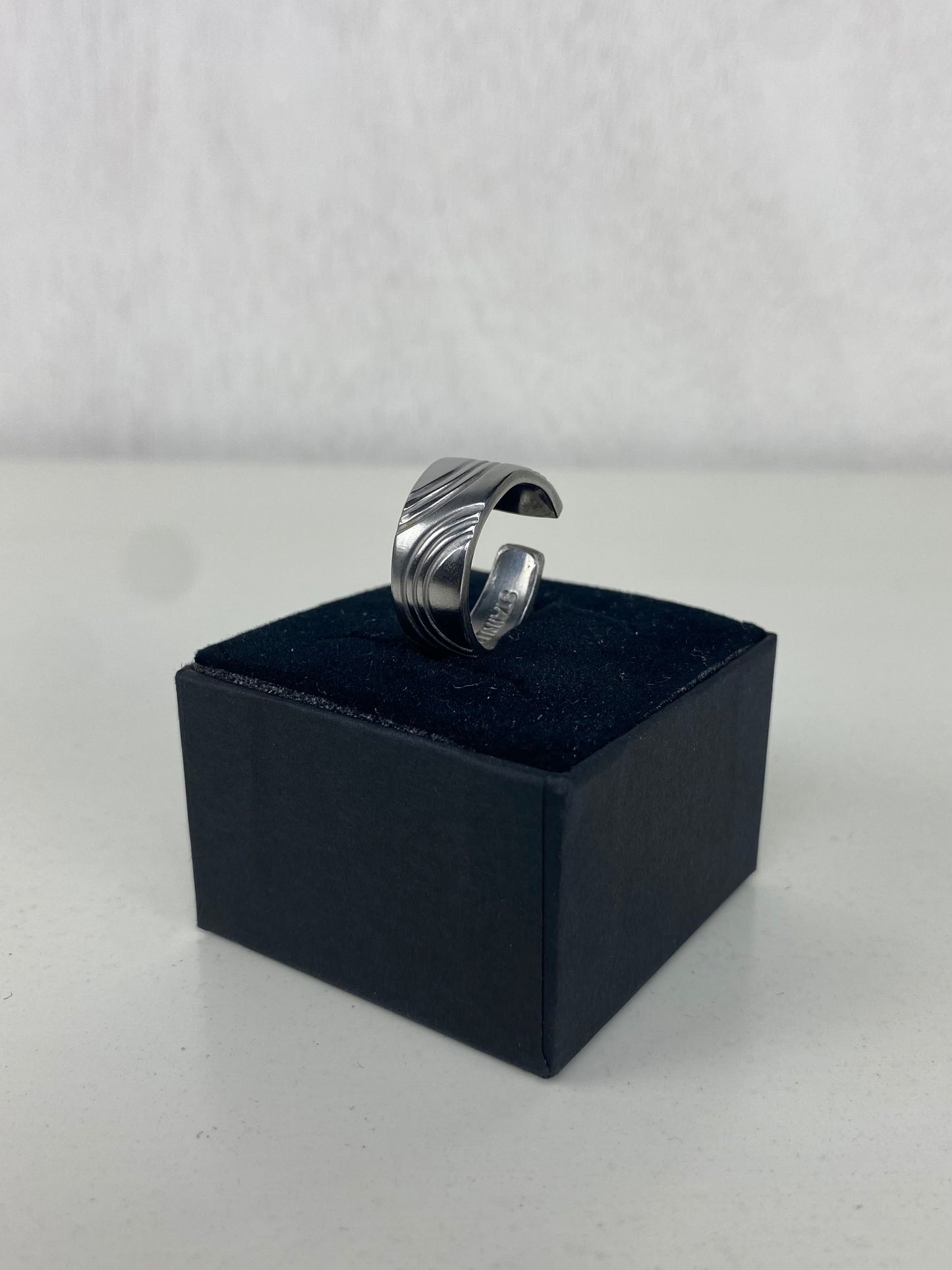 Handcrafted Stainless Steel Spoonring