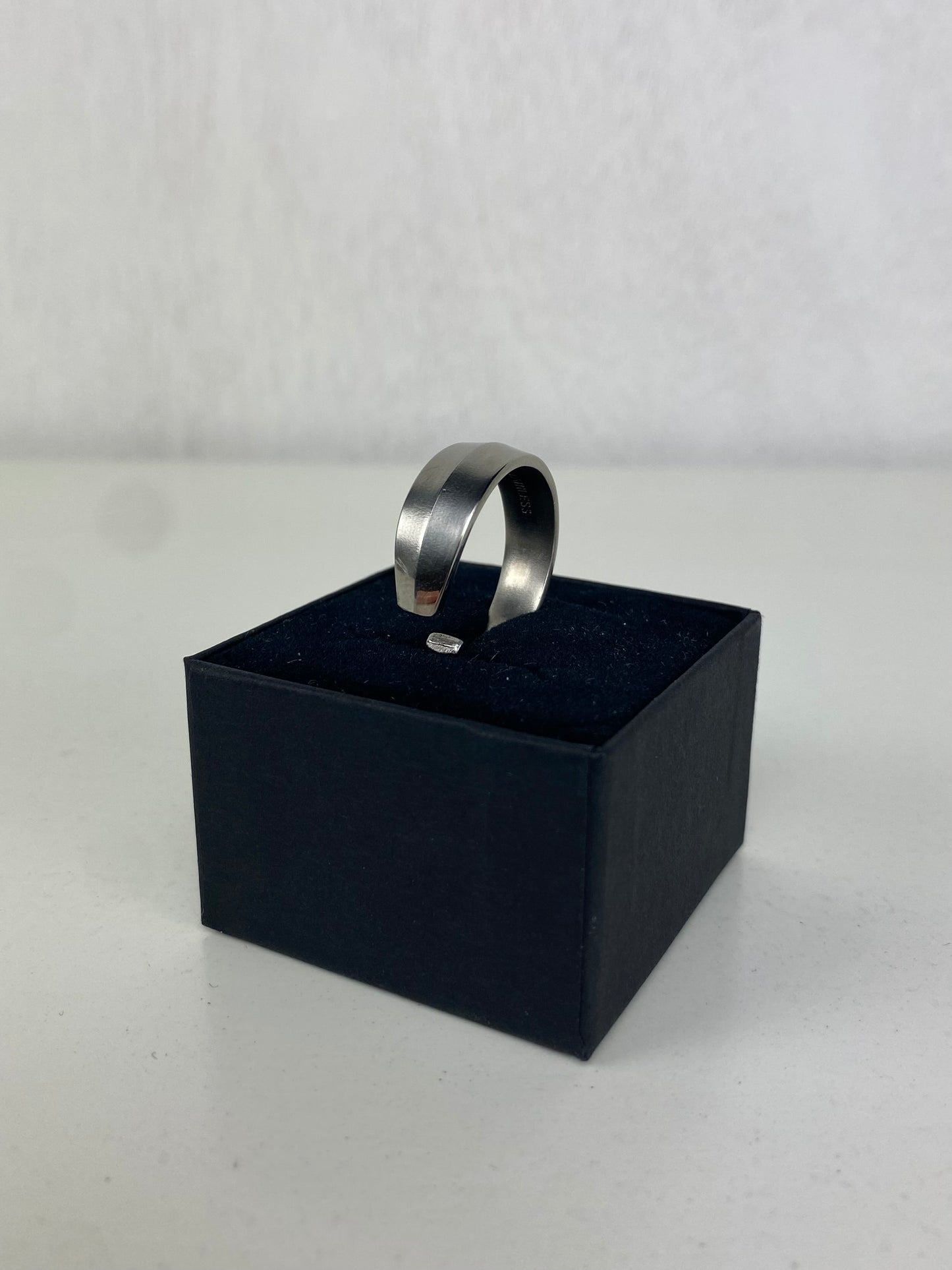 Handcrafted Stainless Steel Spoonring