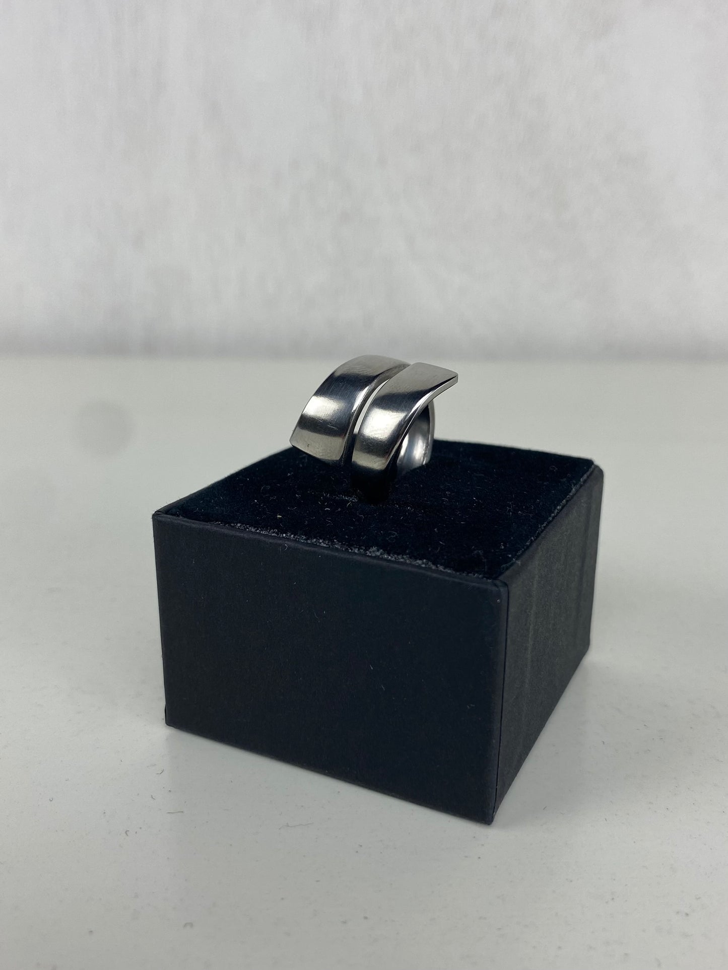 Handcrafted Stainless Steel Spiral Spooring