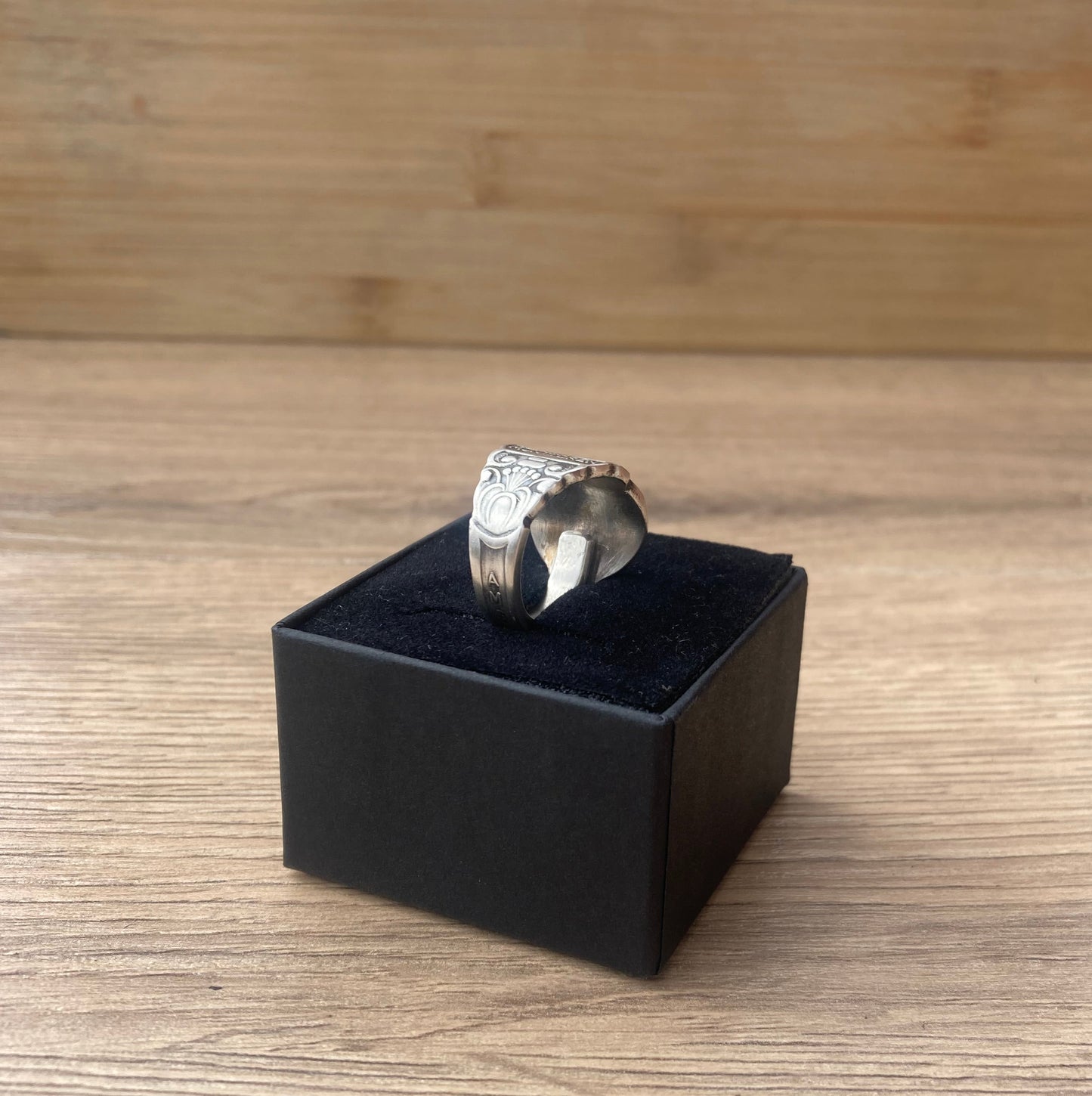 Vintage Handcrafted Spoon Ring - Silver-Plated | Munttoren